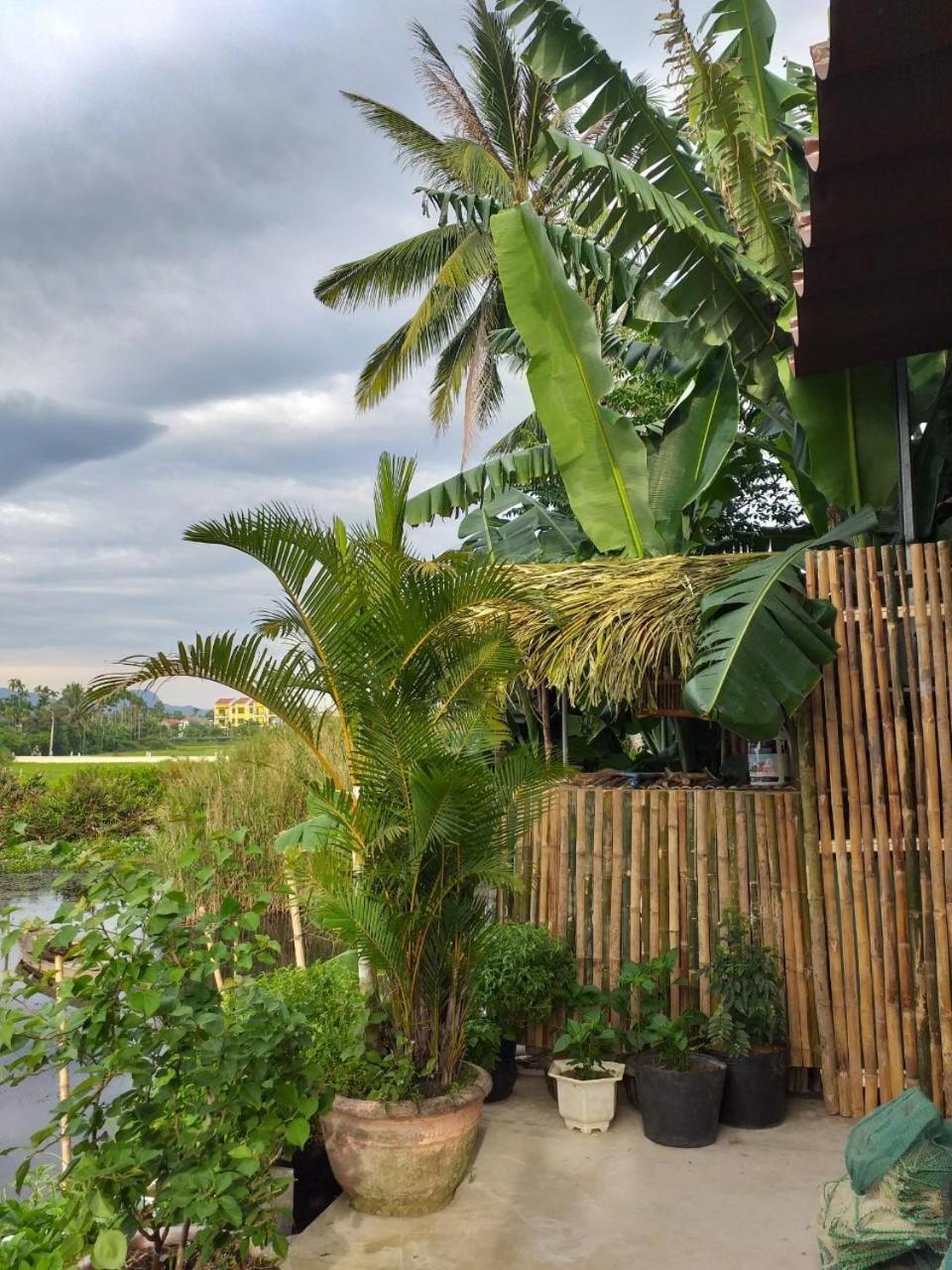 Gio Chieu Homestay - Riverside & Swimming Pool Hoi An Dış mekan fotoğraf